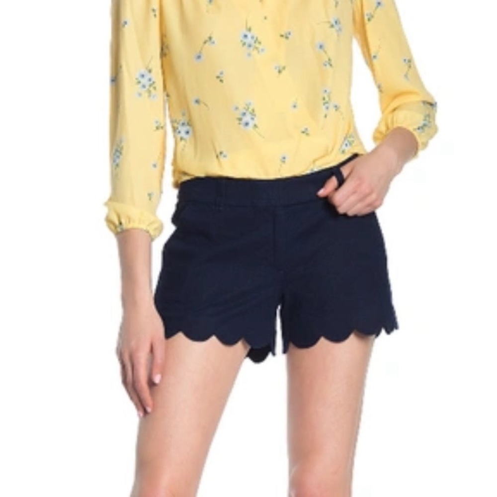 JCREW super cute scalloped shorts